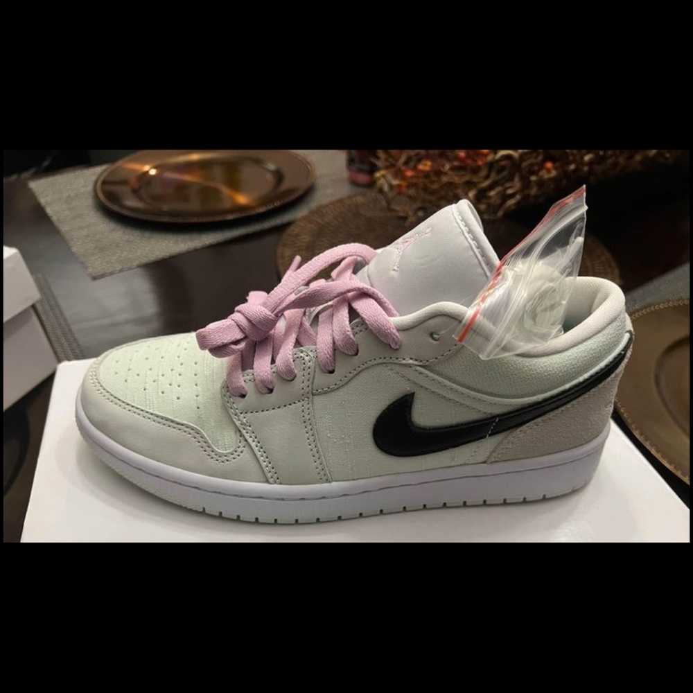 Brand new air jordan 1